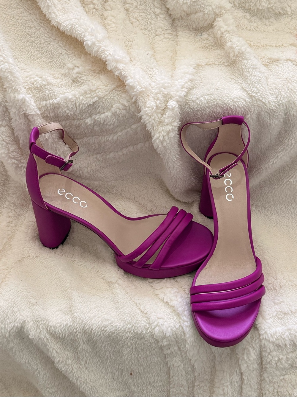 Ecco Women's Vibrant Purple Ankle-Strap Block Heels